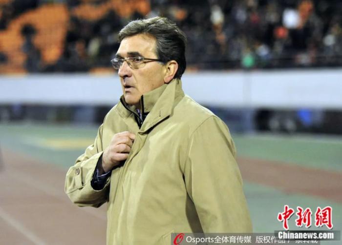 来做新帅上任！这位老熟人，能带得动国足吗？