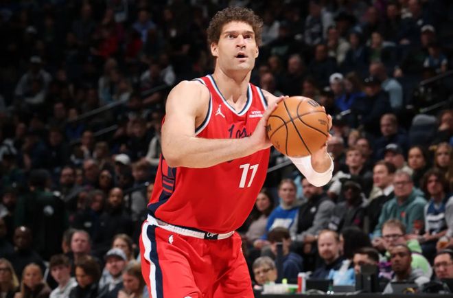 国王队爆冷击败快船 洛佩斯全场仅得1分成最大败