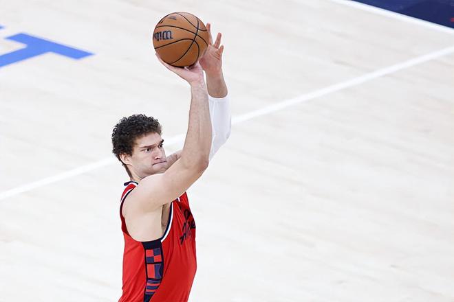 国王队爆冷击败快船 洛佩斯全场仅得1分成最大败