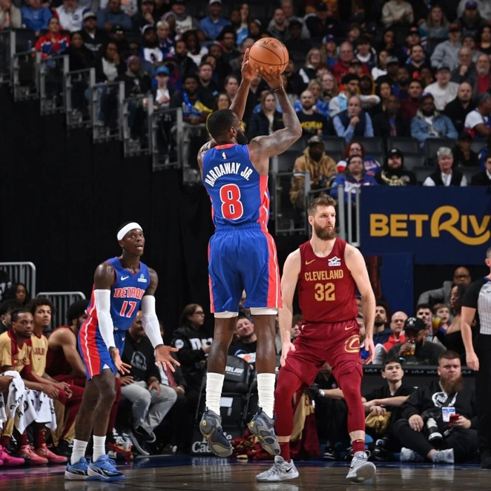 小哈达威掘金爆发三分神射创纪录