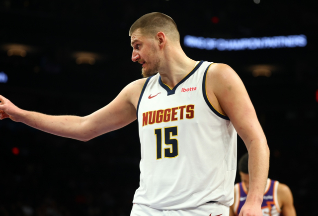 约基奇助攻超6000创历史纪录 穆雷53分掘金大胜独